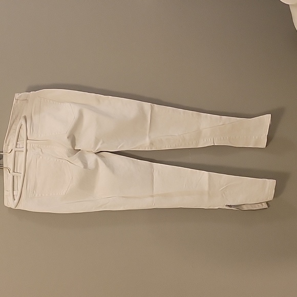 Michael Kors White Denim Pant - Picture 5 of 5